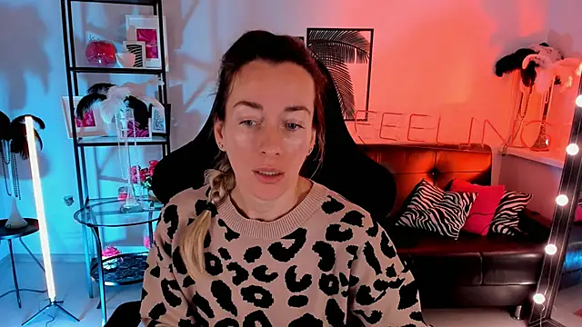 RebeccaMartinez online show from 12/08/24, 05:29