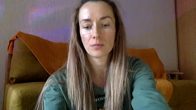 RebeccaMartinez online show from 03/17/25, 01:18