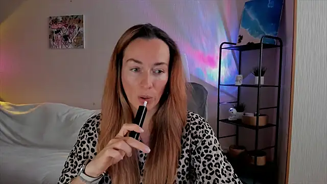 RebeccaMartinez online show from 11/27/25, 07:43