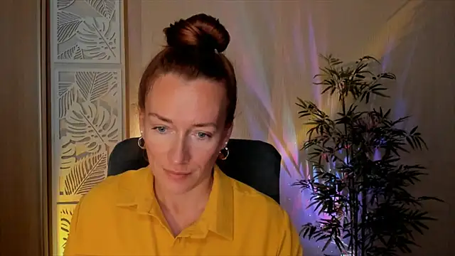 RebeccaMartinez online show from 07/25/26, 06:22