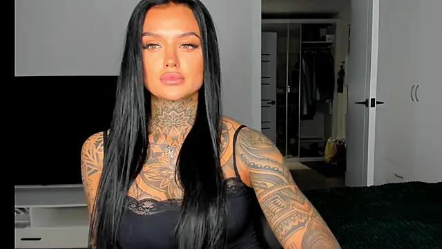 Snapshot of pantera_flashh chatting on 09/23/25, 11:41 pantera flashh online show from 09/23/25, 11:41