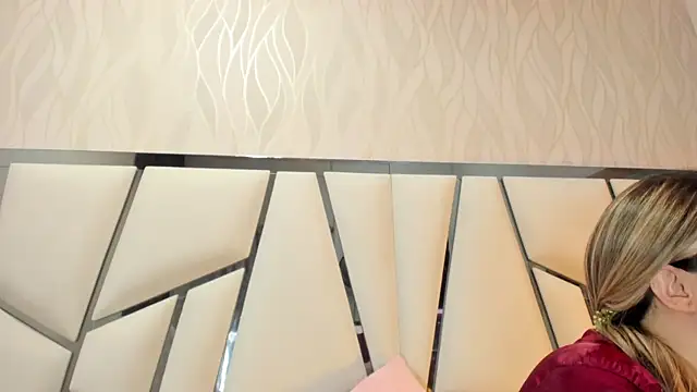 kimberly7  online show from 10/19/25, 11:33