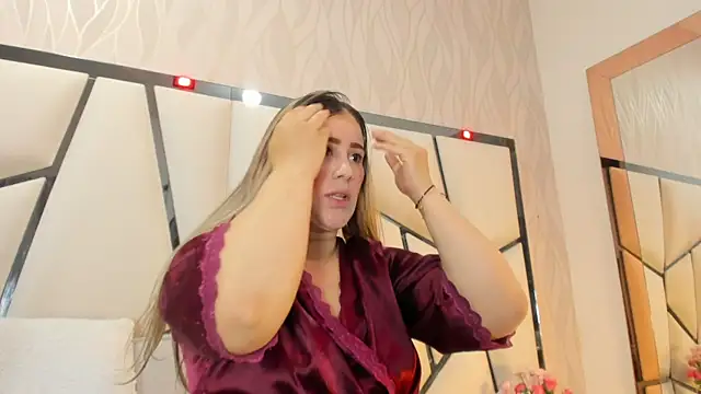 kimberly7  online show from 10/21/25, 11:44