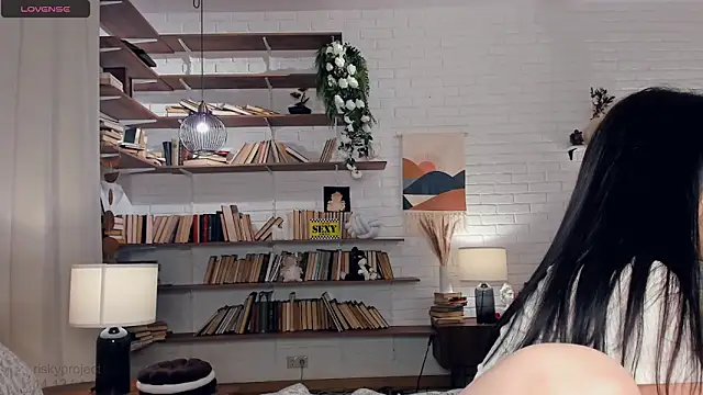 Snapshot of Riskyproject chatting on 12/14/24, 07:07 Riskyproject online show from 12/14/24, 07:07