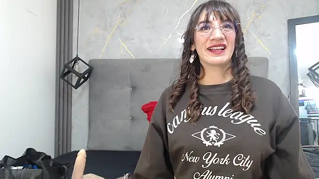 JessiDovee online show from 07/15/26, 08:03