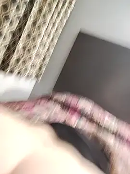 Snapshot of moonlightprincess0611 chatting on 11/01/25, 11:12 moonlightprincess0611 online show from 11/01/25, 11:12