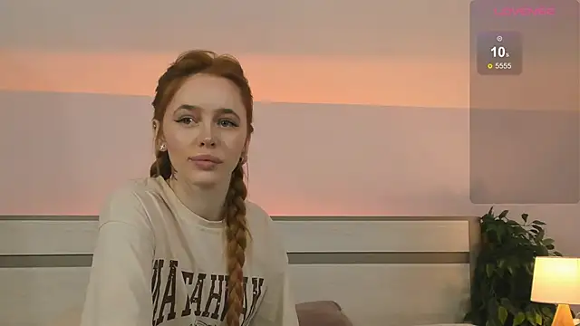 Phoenix Margo online show from 10/13/25, 03:17