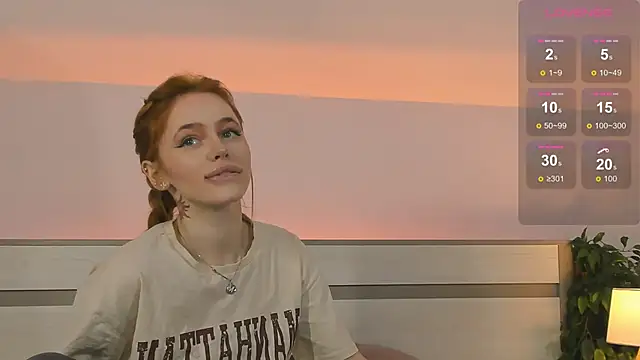 Phoenix Margo online show from 10/15/25, 03:17