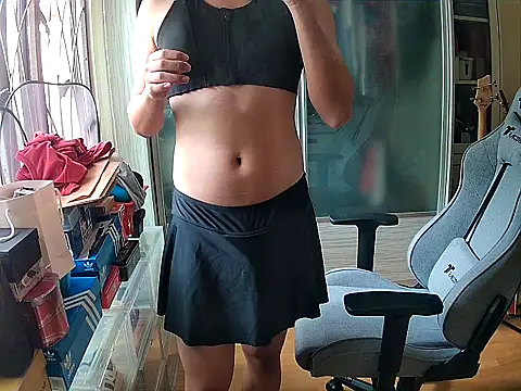 Snapshot of swimsuitloves chatting on 10/24/25, 03:14 swimsuitloves online show from 10/24/25, 03:14