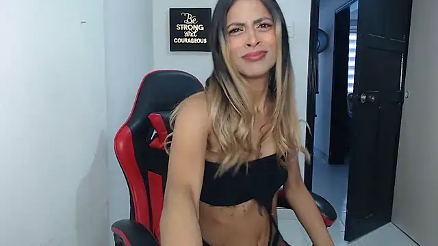 Liamiler01  online show from 10/01/25, 12:22