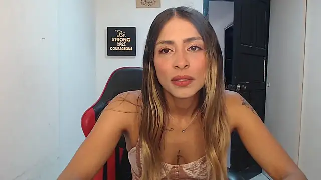 Snapshot of Liamiler01_ chatting on 11/07/25, 02:50 Liamiler01 online show from 11/07/25, 02:50