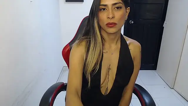 Snapshot of Liamiler01_ chatting on 12/13/25, 07:53 Liamiler01 online show from 12/13/25, 07:53