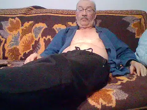 cumloverboyxx69 online show from 02/19/25, 04:22