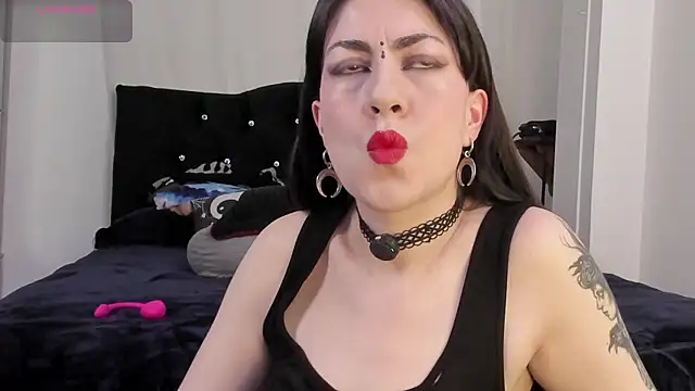 Amy Aloqua online show from 07/20/26, 02:52