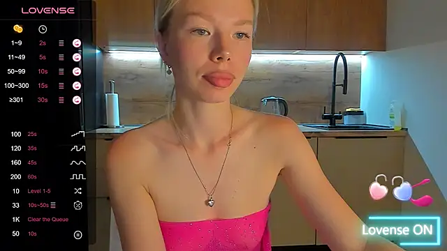 Olivia Bells online show from 09/24/25, 09:07