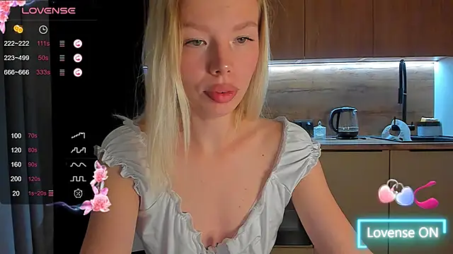 Olivia Bells online show from 10/16/25, 09:27