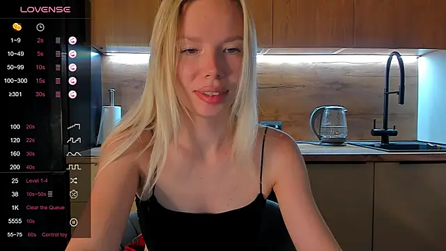 Olivia Bells online show from 06/14/26, 09:06