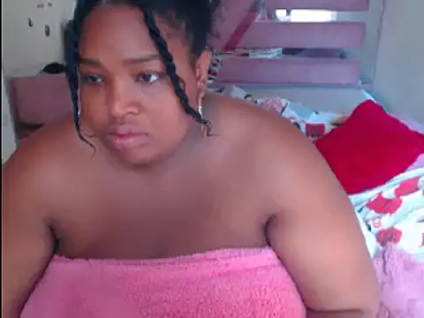 chocolatehot04 online show from 12/12/24, 02:33