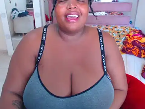 chocolatehot04 online show from 02/08/25, 06:55