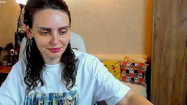mia grantes online show from 10/05/25, 08:18