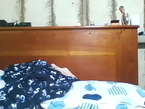 ELVERGON43267 online show from 12/11/24, 01:47