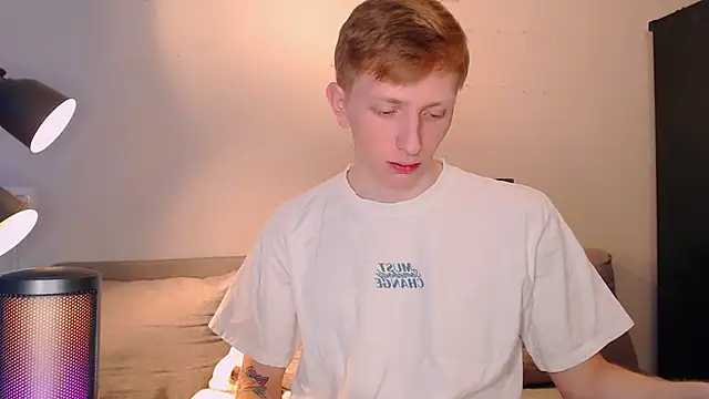 juliaanddima online show from 12/04/24, 08:51