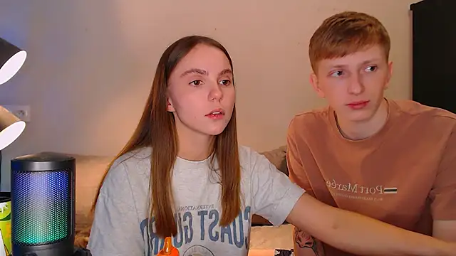 juliaanddima online show from 12/09/24, 12:45