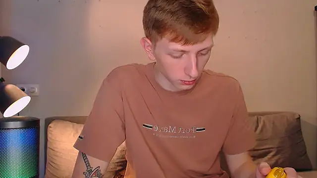juliaanddima online show from 12/10/24, 08:16