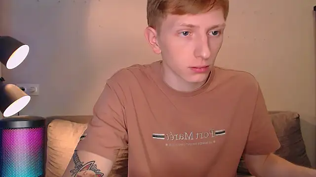 juliaanddima online show from 12/10/24, 11:19