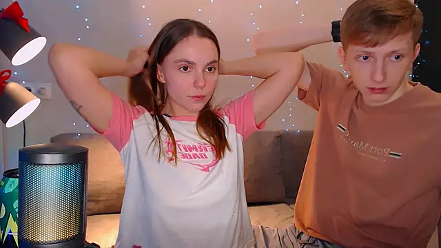 juliaanddima online show from 12/17/24, 11:59