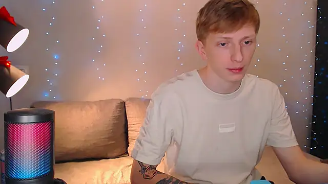 juliaanddima online show from 12/23/24, 02:24