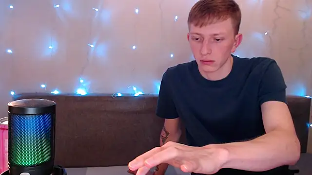 juliaanddima online show from 09/22/25, 09:28