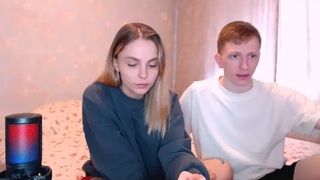 juliaanddima online show from 05/05/26, 07:16