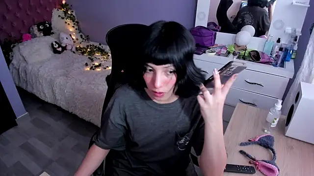 Room312  online show from 12/05/24, 08:33