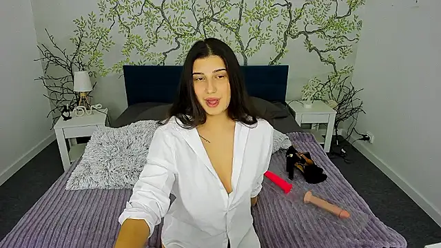 Linda EX online show from 12/03/24, 04:50