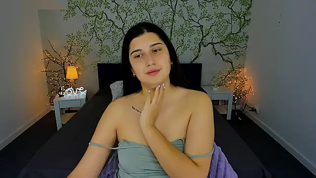 Linda EX online show from 12/04/24, 06:11