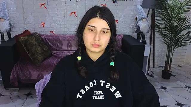 Linda EX online show from 12/14/24, 11:50