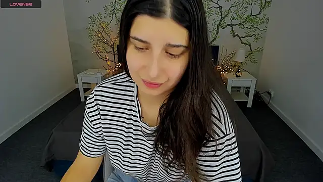 Linda EX online show from 02/08/25, 07:37