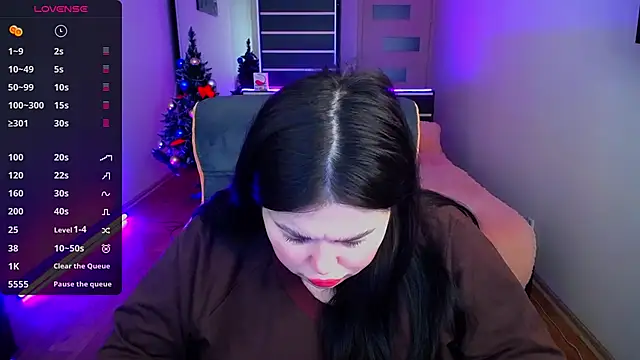 Emily Mo online show from 12/20/24, 06:29