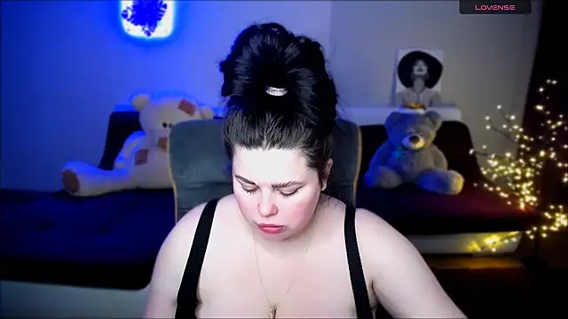 Emily Mo online show from 12/22/24, 09:55