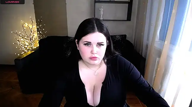 Emily Mo online show from 03/15/25, 12:34