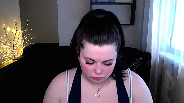 Emily Mo online show from 03/20/25, 09:26