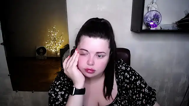 Emily Mo online show from 07/01/26, 06:15