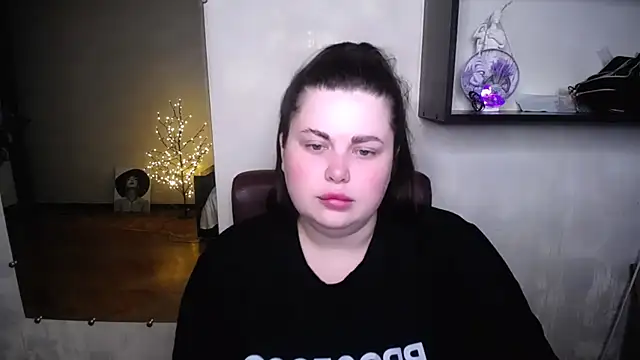 Emily Mo online show from 07/02/26, 05:57
