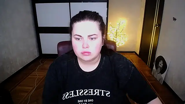 Emily Mo online show from 07/22/26, 05:54