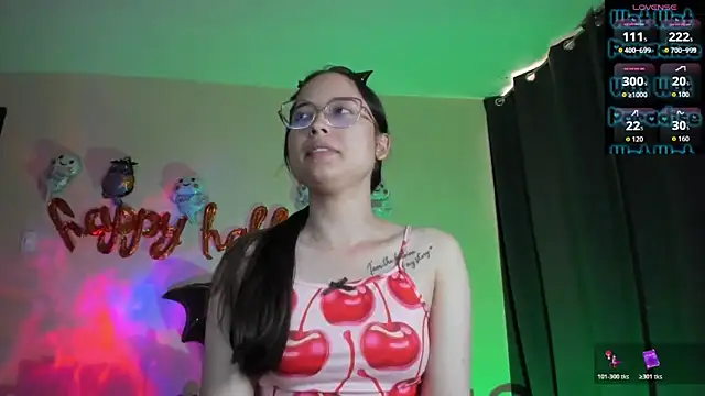 Snapshot of shantalc3rezo chatting on 10/30/25, 06:41 shantalc3rezo online show from 10/30/25, 06:41