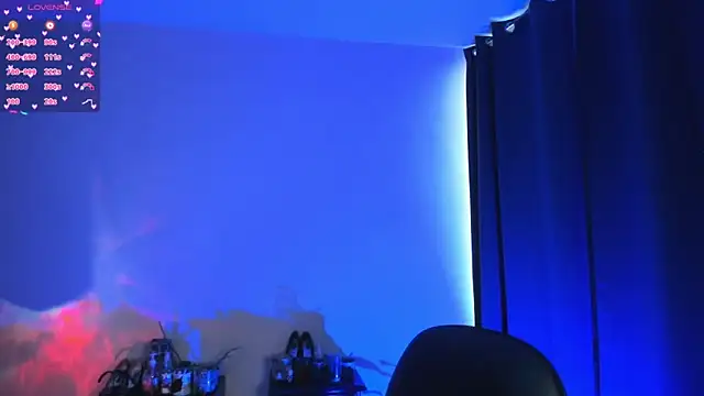 Snapshot of shantalc3rezo chatting on 11/15/25, 08:27 shantalc3rezo online show from 11/15/25, 08:27