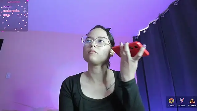 Snapshot of shantalc3rezo chatting on 12/04/25, 08:39 shantalc3rezo online show from 12/04/25, 08:39