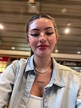 Your Honeey online show from 09/12/25, 07:58