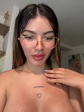 Your Honeey online show from 10/20/25, 04:24